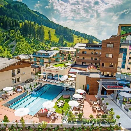 Alpinresort Valsaa - Sport & Spa Saalbach-Hinterglemm Kültér fotó